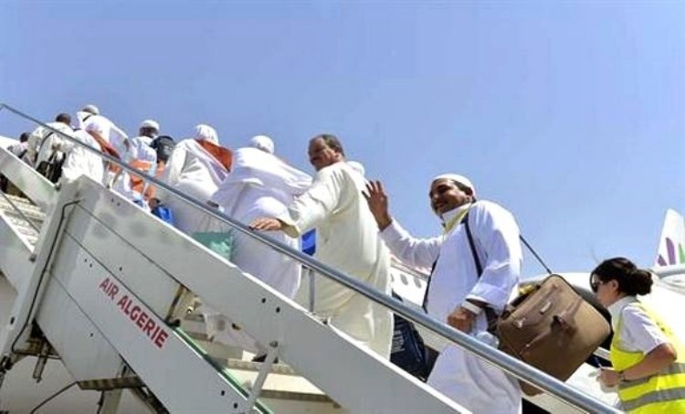 انطلاق أول رحلة للحجاج الجزائريين نحو البقاع المقدسة الاثنين المقبل