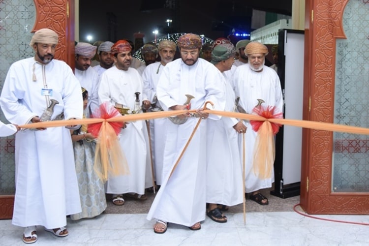 انطلاق فعاليات معرض هيئة الوثائق والمحفوظات الوطنية بمهرجان صلالة السياحي