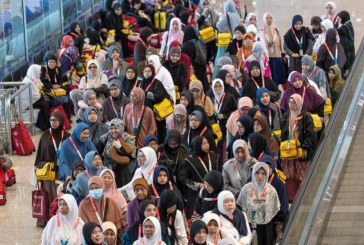 مطار كوالالمبور يشهد مغادرة أول رحلة لـ 463 حاجًا وحاجة ضمن مبادرة طريق مكة في ماليزيا