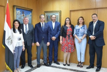 وزيرة السياحة تناقش مع خبير منظمة السياحة العالمية خطوات تحديث معايير تصنيف الفنادق المصرية