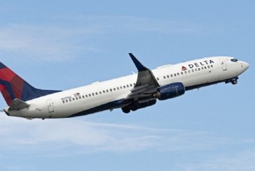 لحظات مرعبة لركاب طائرة هوت بشكل مفاجئ من ارتفاع 12 ألف متر