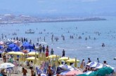 شواطىء ولاية الشلف الجزائرية تجذب 4.5 مليون مصطاف