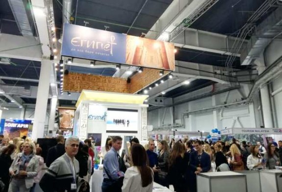 سياحة مصر تنهى مشاركتها بنجاح في معرض السفر والسياحة UITM في كييف بأوكرانيا