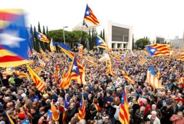 مظاهرات برشلونة تتسبب فى إلغاء اكثر من 100 رحلة جوية