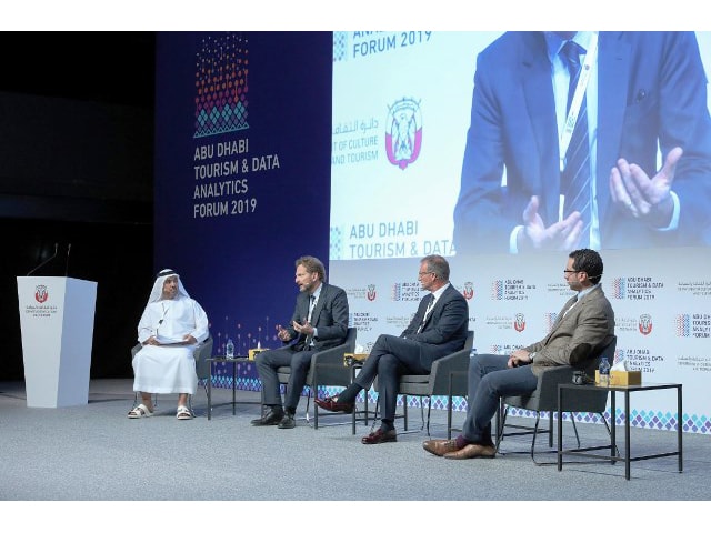 منتدي سياحة أبوظبي لتحليل البيانات يلقي الضوء على تحديات مستقبل السياحة بمشاركة خبراء عالميين