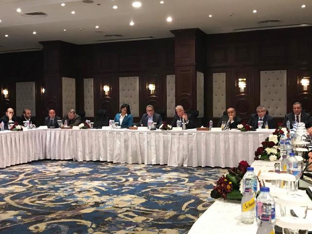 وزيري السياحة والآثار والطيران ونائب محافظ البنك المركزي يلتقون المستثمرين بمحافظة جنوب سيناء