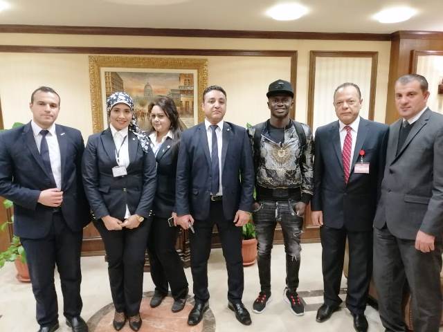 مصرللطيران تقل نجوم الكرة بالقارة السمراء للغردقة لحضور حفل الكاف