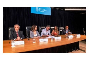 خطة استراتيجية للنهوض بقطاع السياحة في الأرجنتين وتحويلها لمقصد سياحي شامل