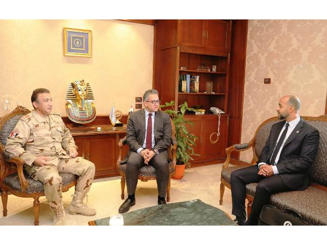 سياحة مصر تدرس إمكانية تسجيل سلسلة من الأرقام القياسية بالموسوعة باسم مصر