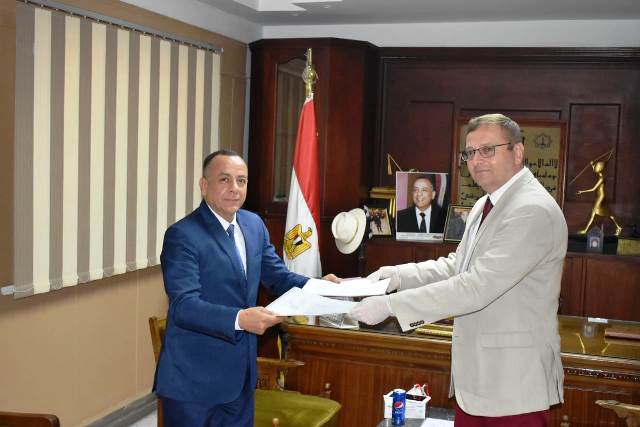 يونيو القادم : ملوك الشمس معرض للآثار المصرية فى براغ لمدة 4 شهور