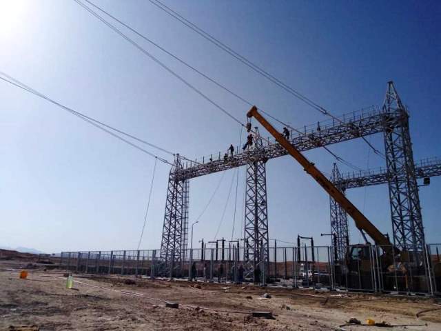 لأول مرة :إنتاج 12 ضعف.. محافظ البحر الأحمر يعلن إطلاق الكهرباء بمرسى علم وربطها بالشبكة القومية  