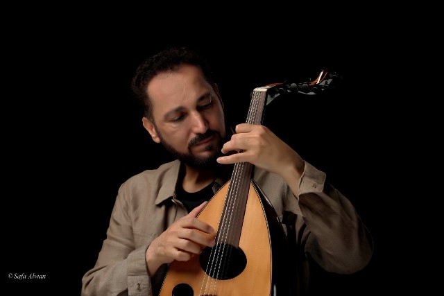 نصير شمّة وعازفو