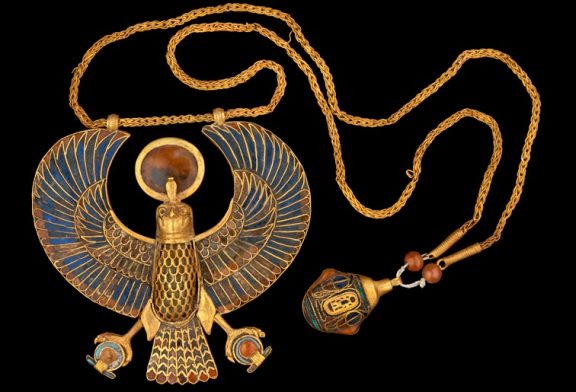 لأول مرة عرض جزء من كنوز توت عنخ آمون بمتحفي الغردقة وشرم الشيخ.. بعد عودتها من لندن