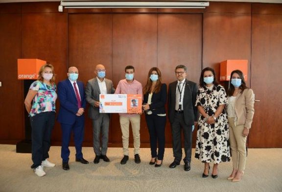 اورنچ مصر تحتفي بـ الطالب إبراهيم