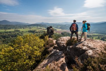 سياحة في الهواء الطلق منتج جديد فرضته الجائحة الكورونية يتيح تنمية زيارة الوجهات السياحية المحلية