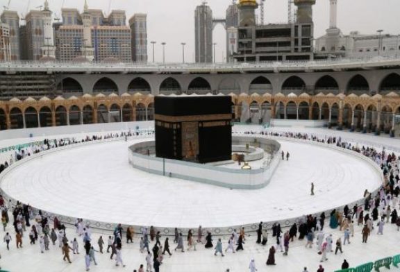 تعرف على أهم ضوابط العمرة للقادمين من خارج السعودية .. 3 أيام حجر صحي الزامي للمعتمرين