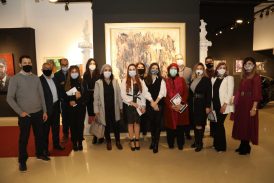 افتتاح المعرض التشكيلي 
