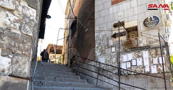 في دمشق القديمة : درج باب توما… نافذة على الذكريات