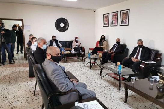المرشدين السياحيين بالأردن يصدر كتيب حول طائر فيلادلفيا العملاق المكتشفة بالرصيفة