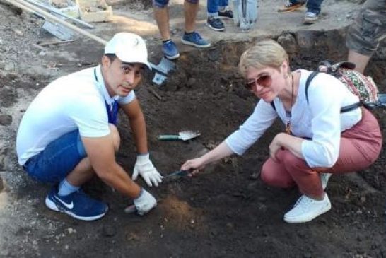 32930312-d3bd-49ed-9b1c-8c43ef8277ab