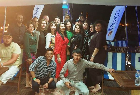 بالصور : وصول بشائر وفود السياحة الأوزباكستانية للغردقة