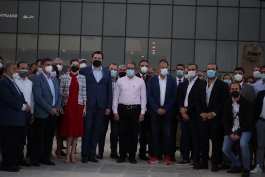 وزير سياحة مصر يلتقي وفدا من منظمي الرحلات السياحية الإيطالية بمتحف شرم الشيخ