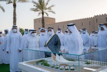 الدكتور سلطان القاسمي يدشن حصن خور كلباء ويطلع على مخططات المتحف التراثي