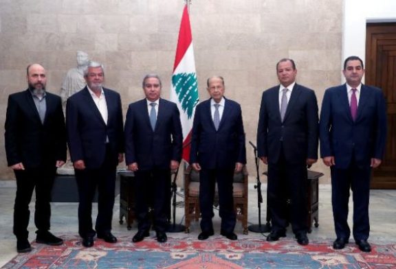 في لبنان : قرارٌ هام بشأن السوّاح والـ fresh dollars!؟