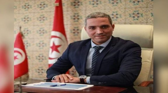 خلفا للحبيب عمار .. محمد المعز بلحسين وزير سياحة تونس الجديد تعرف عليه ..!