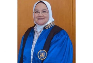 فوز الدكتورة رانيا مصطفى جامعة الإسكندرية بجائزة التميز الأكاديمي للآثاريين العرب
