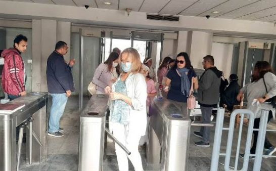 الانتهاء من تركيب ١٣ بوابة إلكترونية لدخول منطقة أهرامات الجيزة
