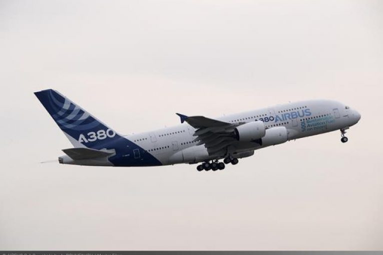 إيرباص تُجري أول رحلة باستخدام طائرة A380 تعمل بوقود الطيران المستدام بنسبة 100٪