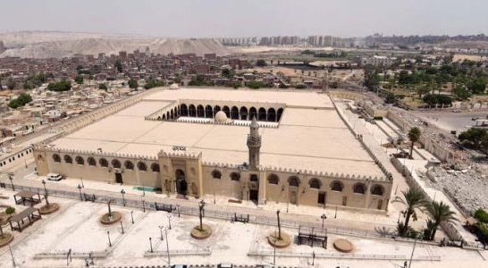 بعد زيارة رئيس مجلس الوزراء : خبير آثري يرصد معالم جامع عمرو بن العاص التاريخية