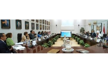 خلال اجتماعه بتنشيط السياحة : العناني يبحث سبل وآليات دفع تنشيط حركة السياحة الوافدة الي مصر