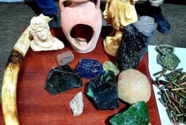 ضبط أستاذ جامعي ليبي ينقب عن الأثار بالجبل الأخضر
