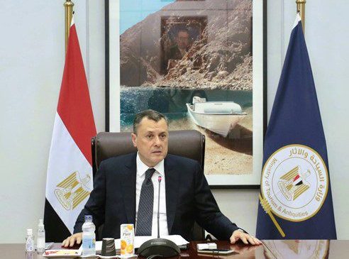 بيضة من دهب يا وزير السياحة والاثار .. فكرة  أشرف سركيس