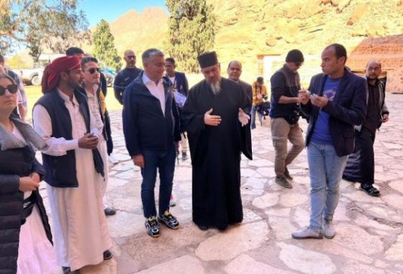 وفد روماني يزور دير سانت كاترين للترويج لمشروع التجلي الأعظم.. تقرير أثري